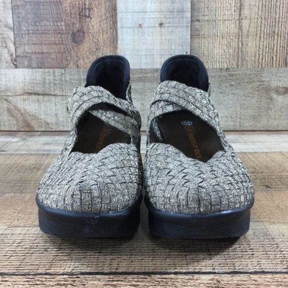 Bernie Mev Black Metallic Woven Wedge Pumps - Picture 2 of 11